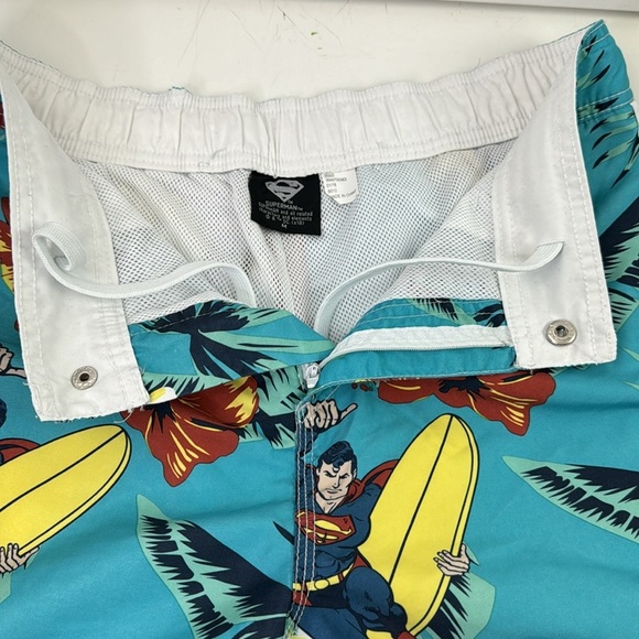 DC Comics Men's/Unisex Superman Surfing Tropical Blue Board Shorts - Picture 4 of 11